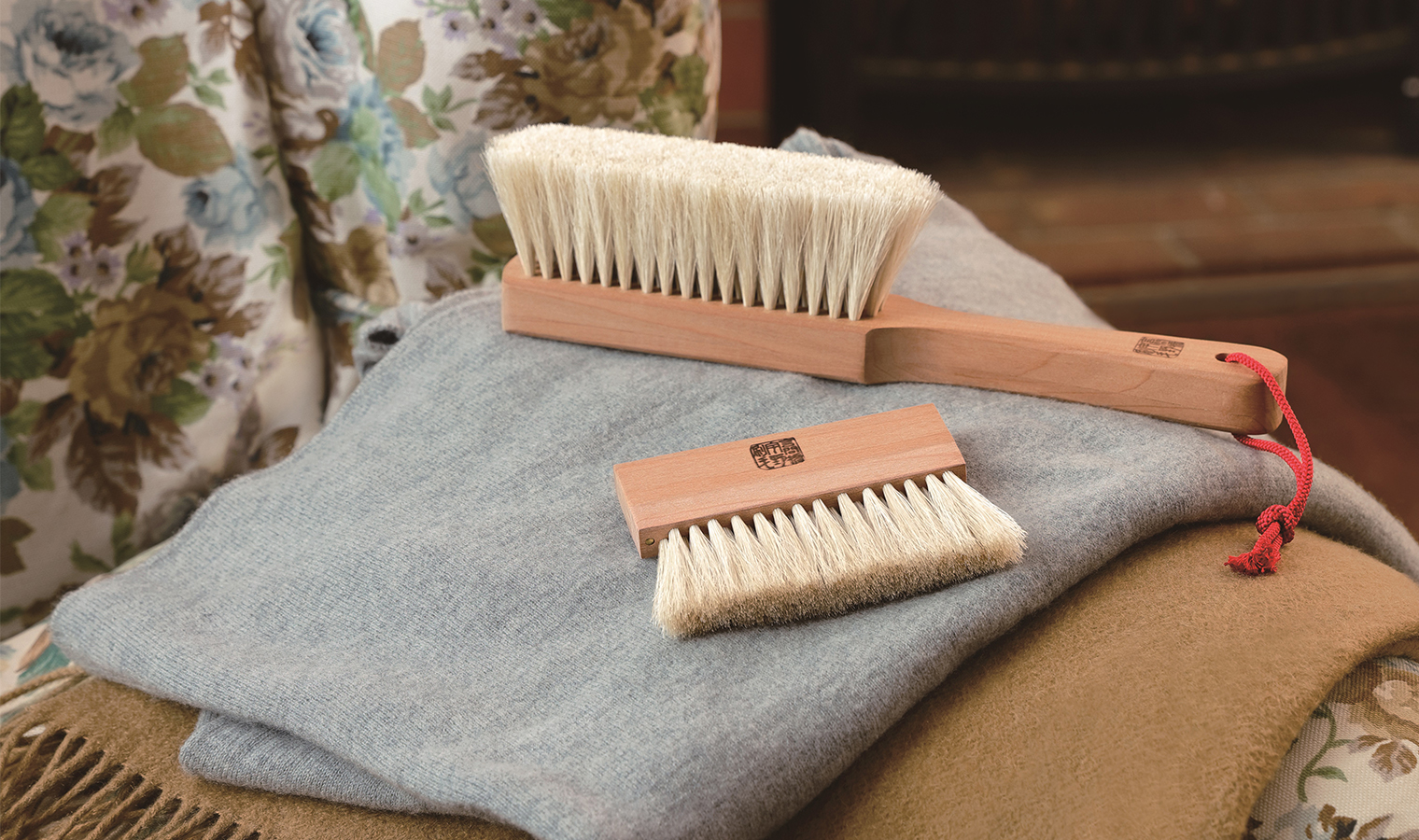 allume  Nurture Your Cashmere with Allume's Fine Wool Pine Wood Comb